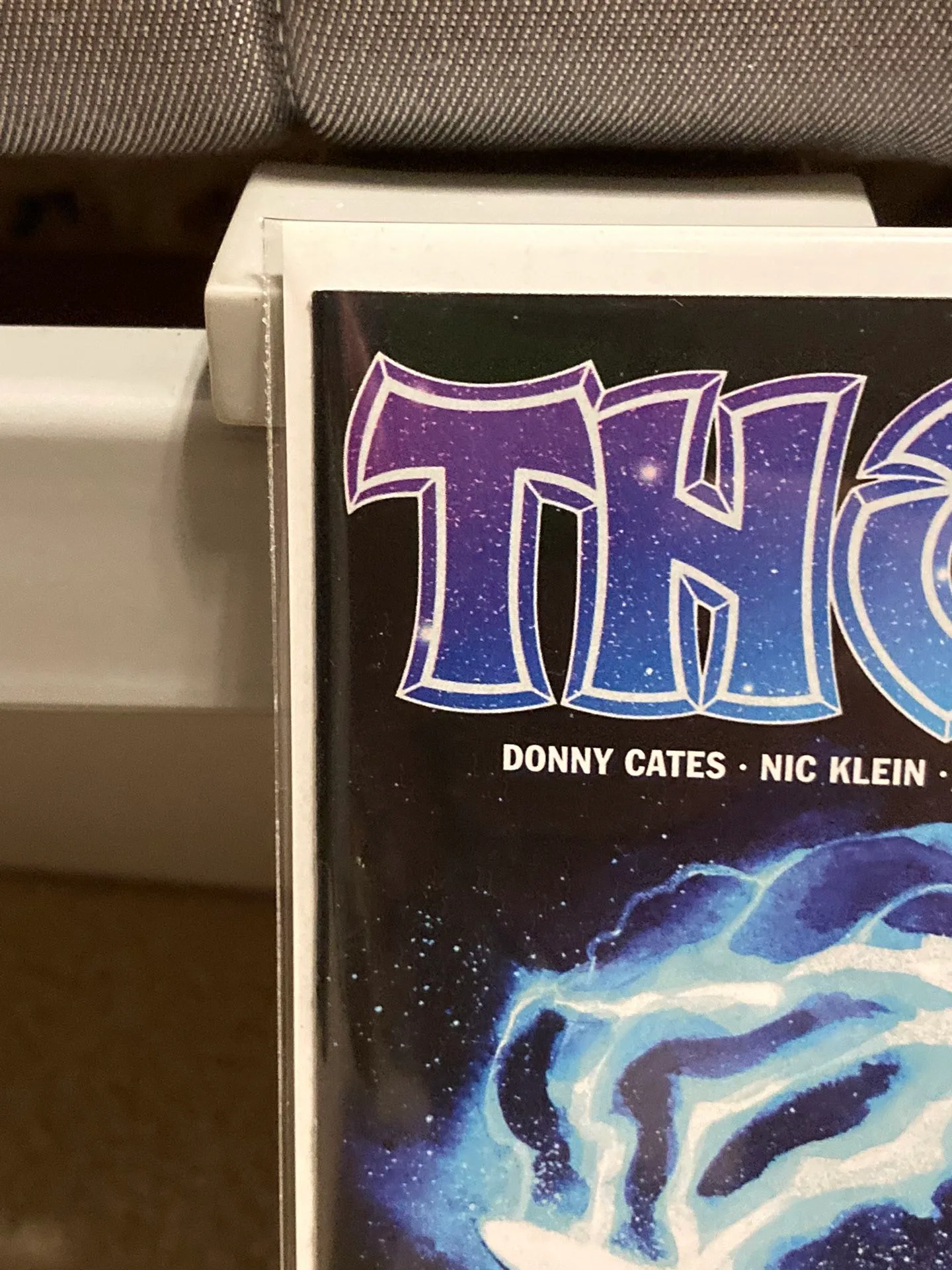 Marvel Comics THOR #20 First Print GOD Of HAMMERS Key! image indicator(5)