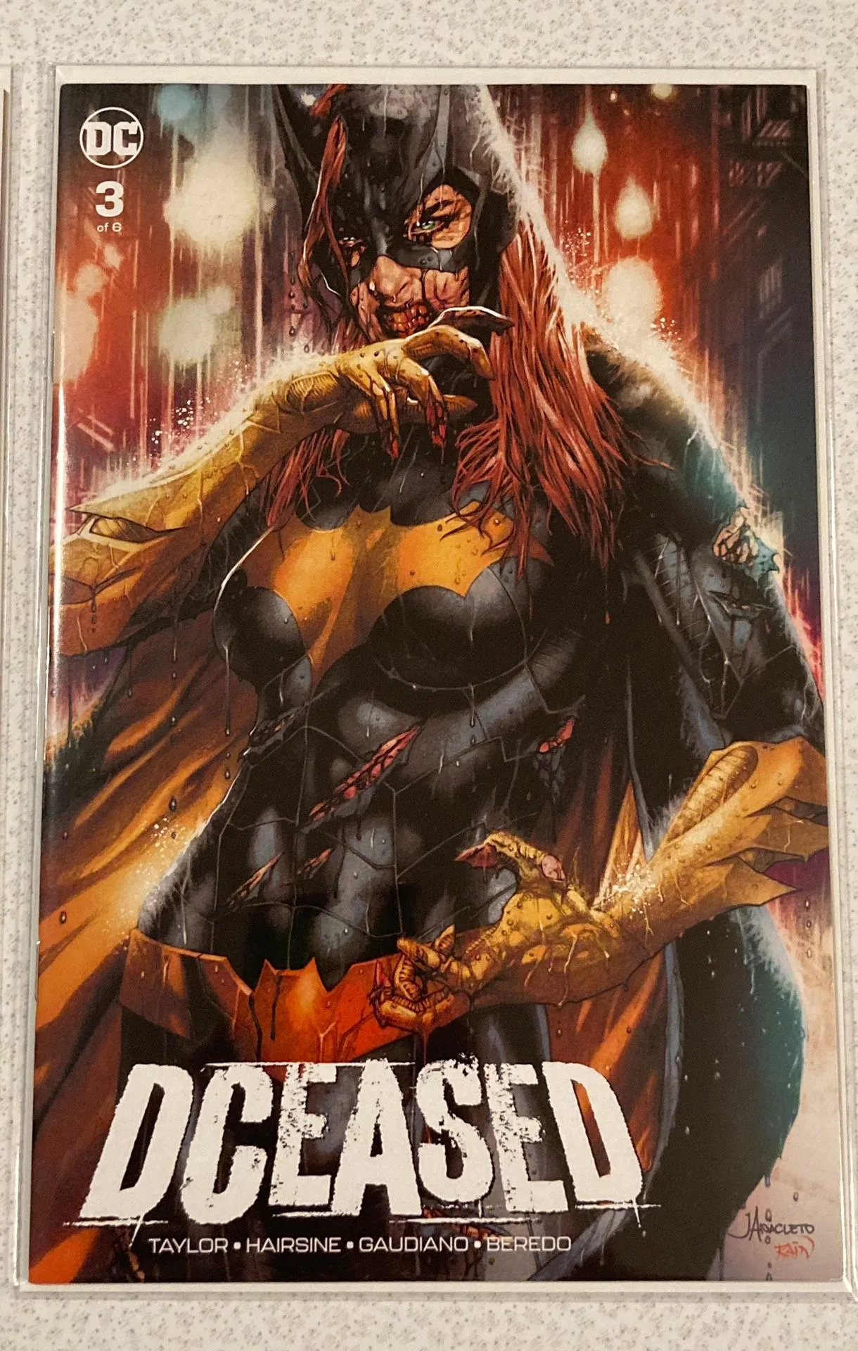 Lot Of 2 DC Comics DCEASED Issue #1 & #3 Variant Cover image indicator(4)