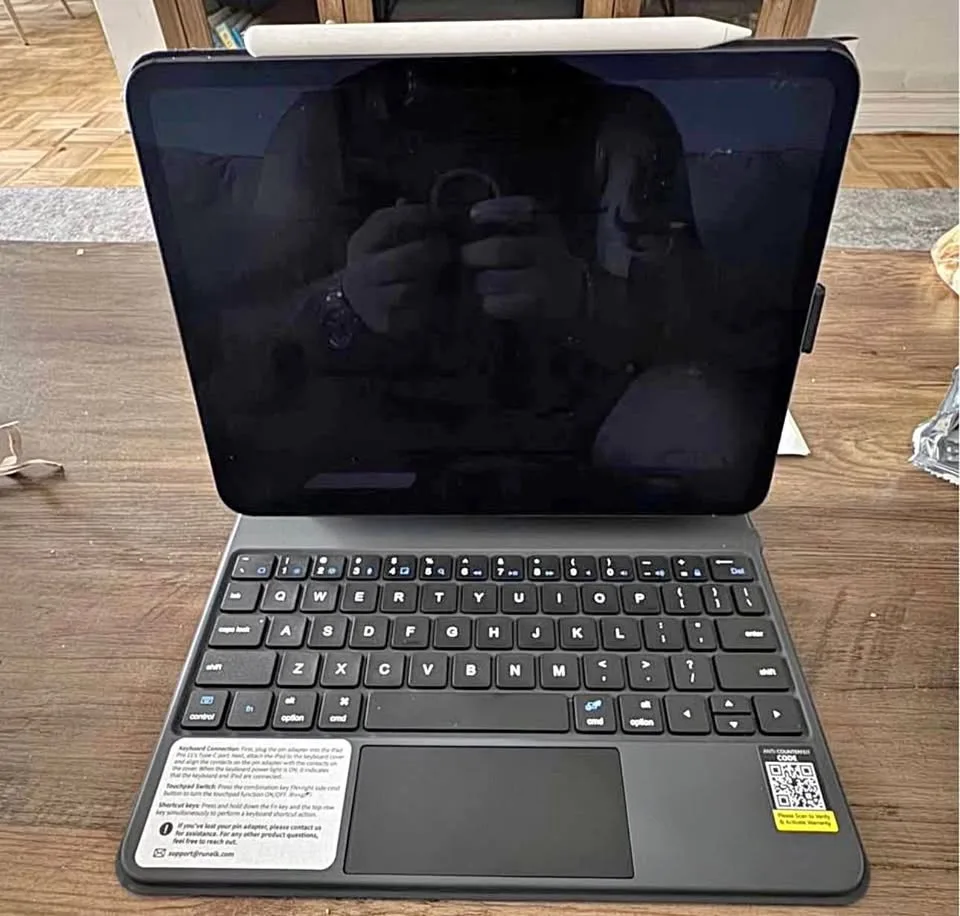 iPad pro 11 inch Keyboard Case