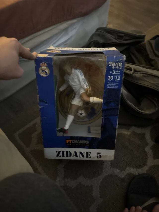 FT Champs Zidene Zidane Figure - Collectors item