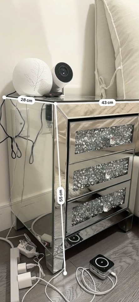 ✨ Mirrored Crystal 3-Drawer Nightstand / Side Table - photo 2