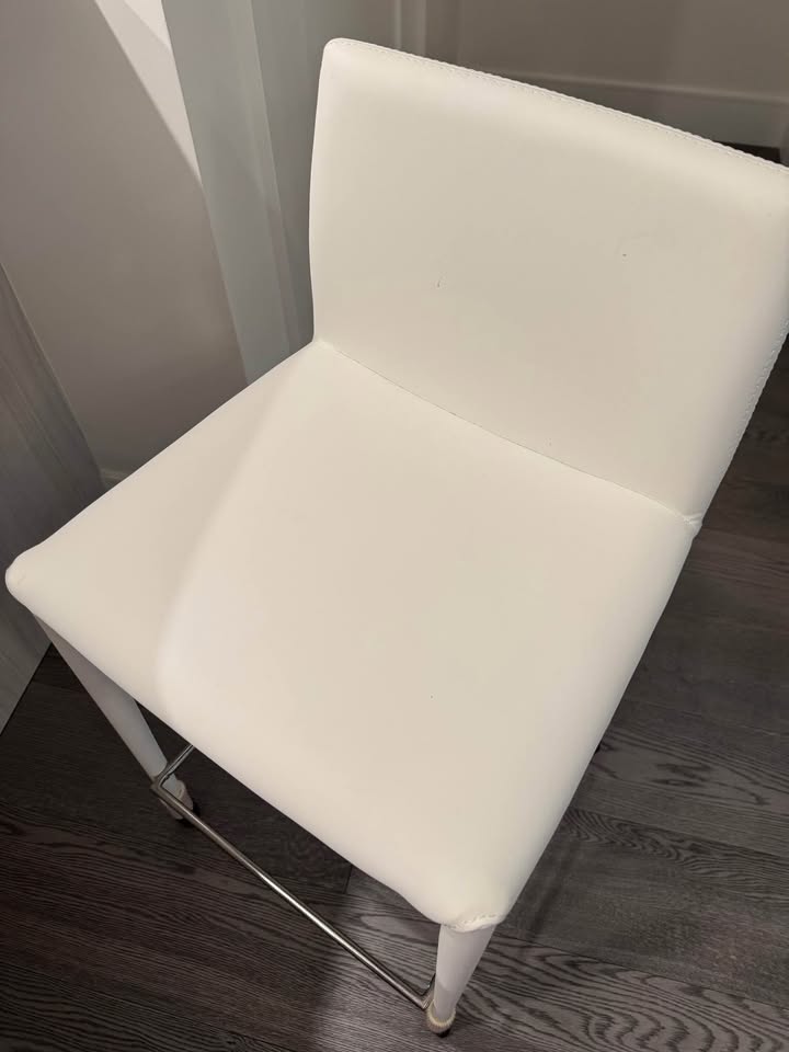 ZENO Counter Stool – White (Excellent Condition) - photo 3