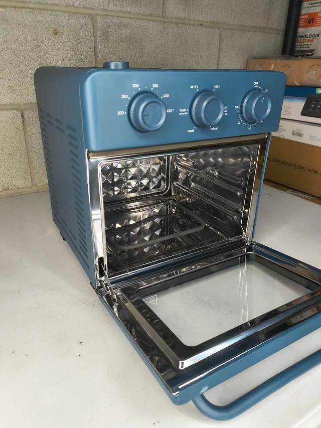 Our Place Wonder Oven – 6-in-1 Cosmetical damage/missed part image indicator(3)