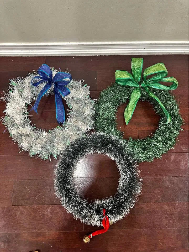 Wreath decor