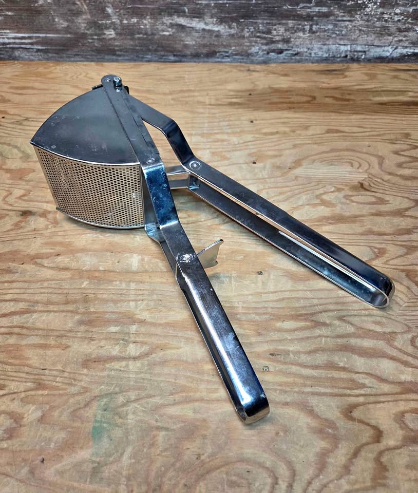 Stainless steel potato rice Masher fruit juicer hand press veget