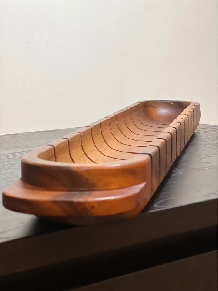 VAGABOND HOUSE Baguette Cutting Board Basket 26"