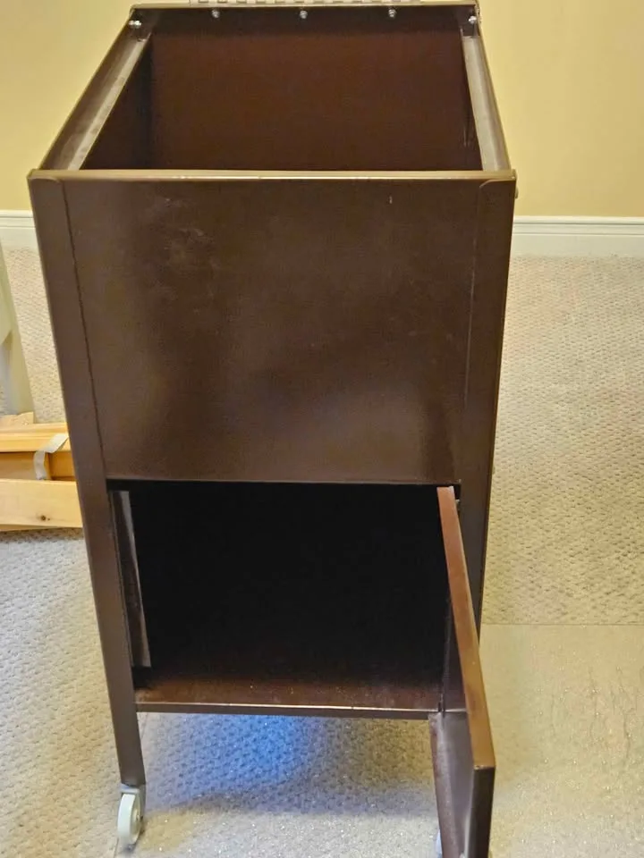 Brown Metal Storage File Cabinet with Wheels image indicator(3)