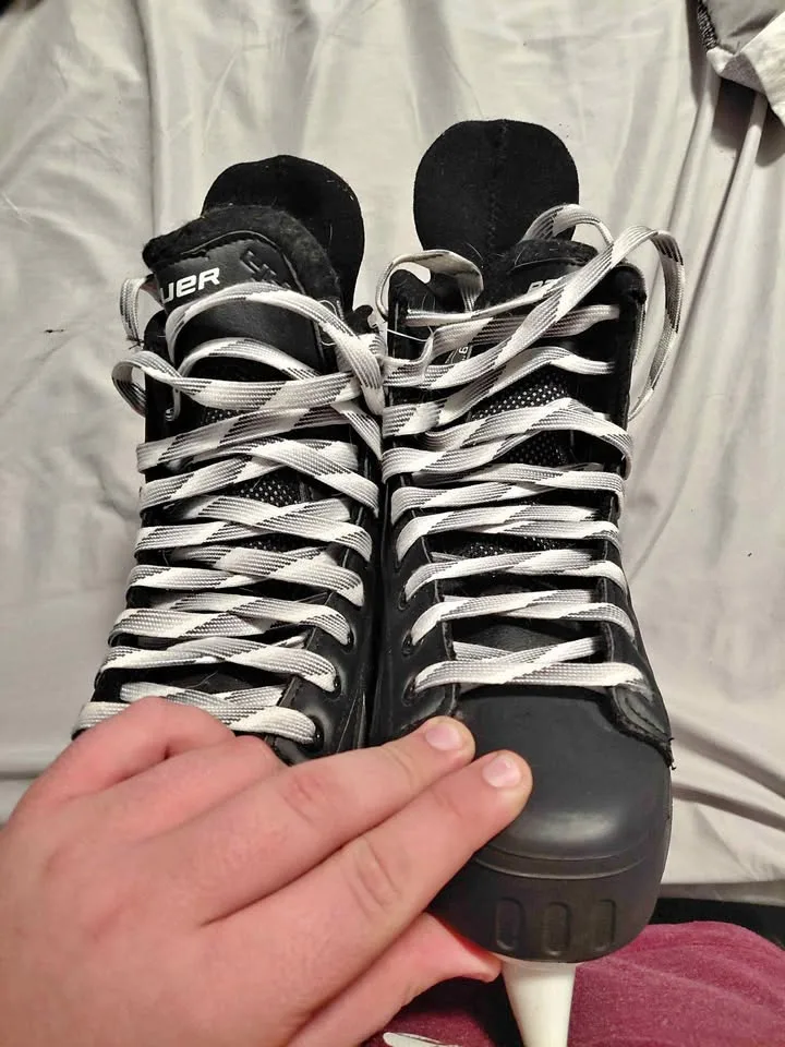 ice hockey skates