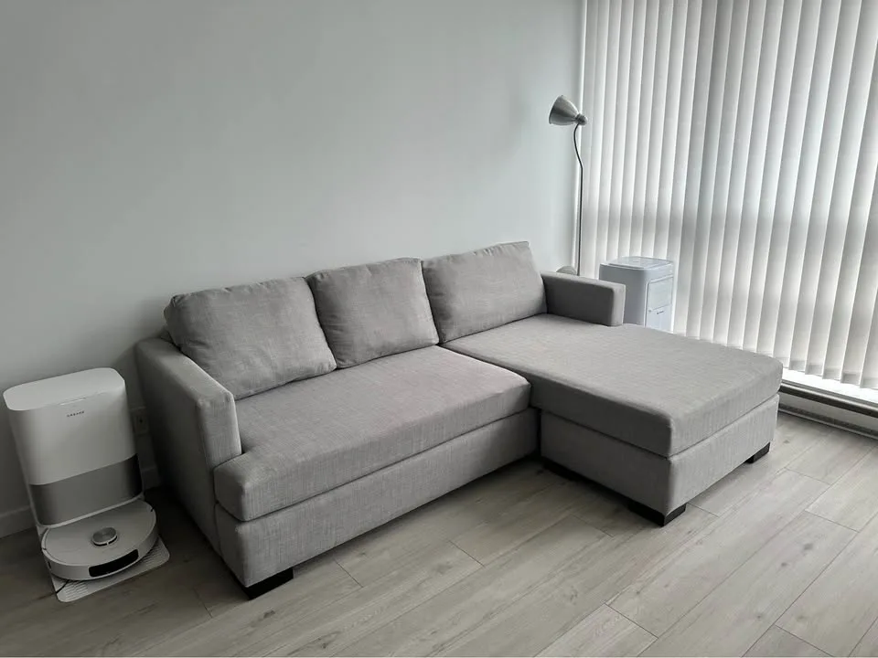 Reversible sectional couch image indicator(2)