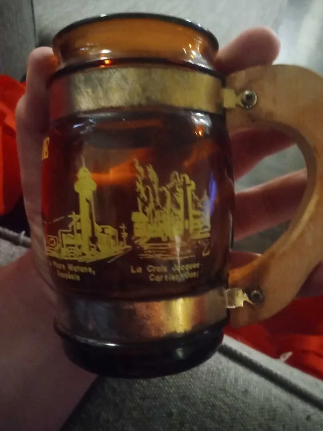 La Gaspésie Glasses image indicator(2)