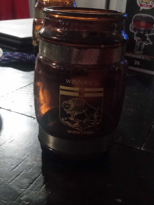 Winnipeg Souvenir Glass