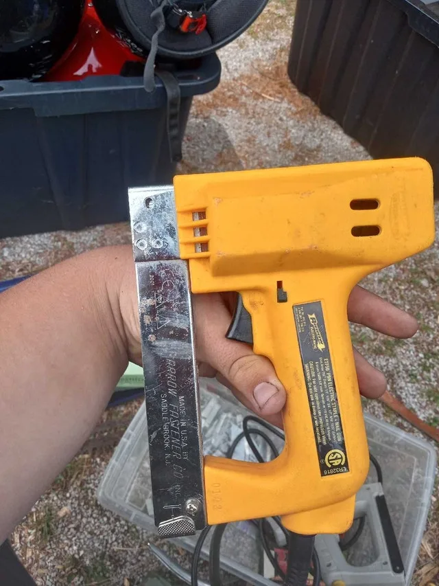 Arrow ET-21 Staple Gun