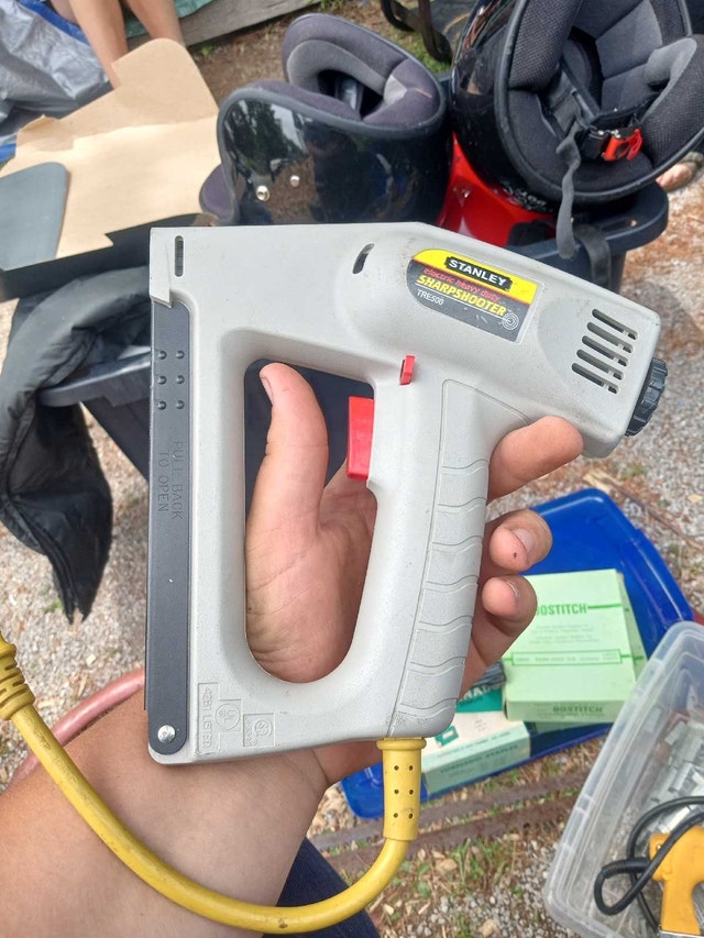 Stanley Staple Gun