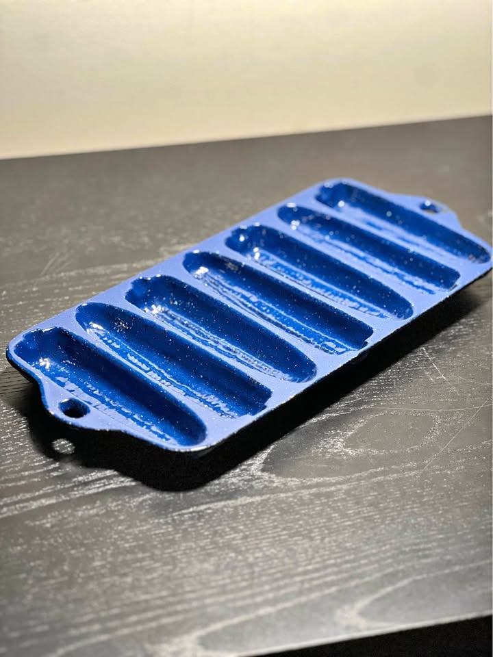 Vintage Lodge blue enameled cast iron corn stick pan