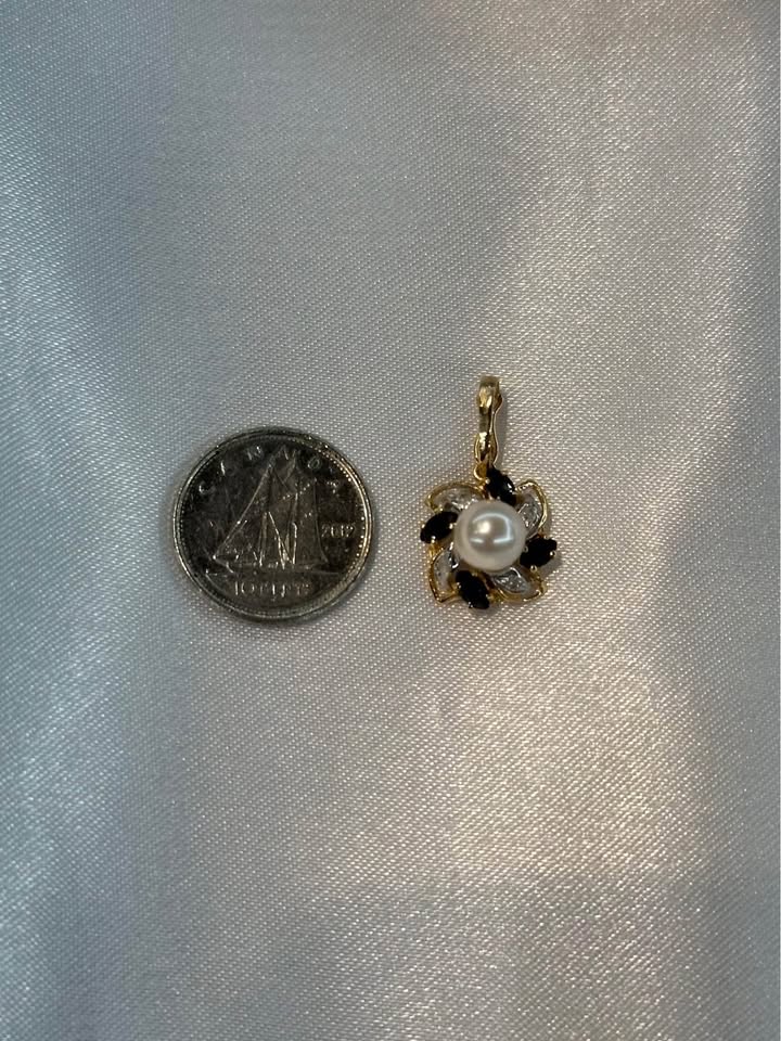 14k pearl, sapphire, diamond flower pendant/bracelet charm - photo 3