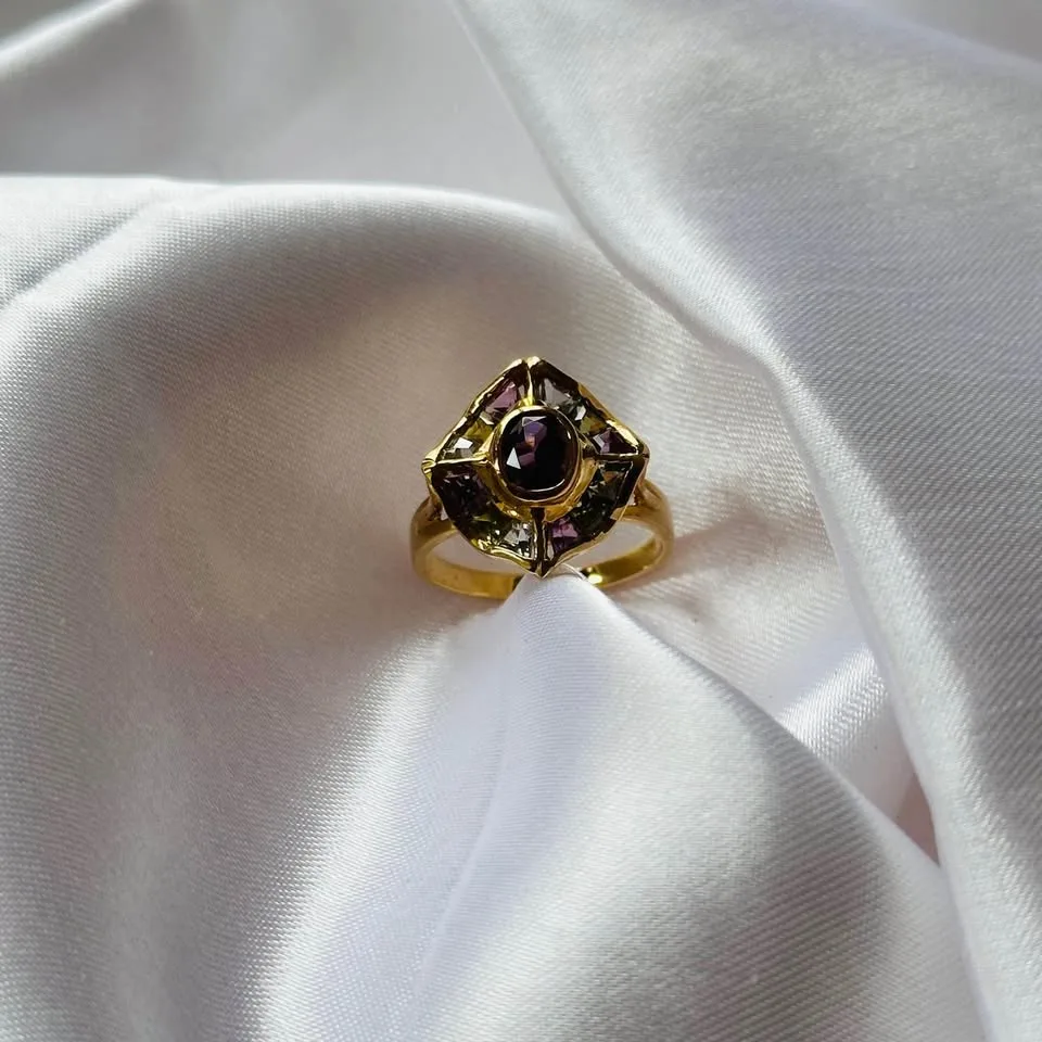 Birthstone 14k solid Gold ring. Size 6 1/2. Natural Amethyst image indicator(4)