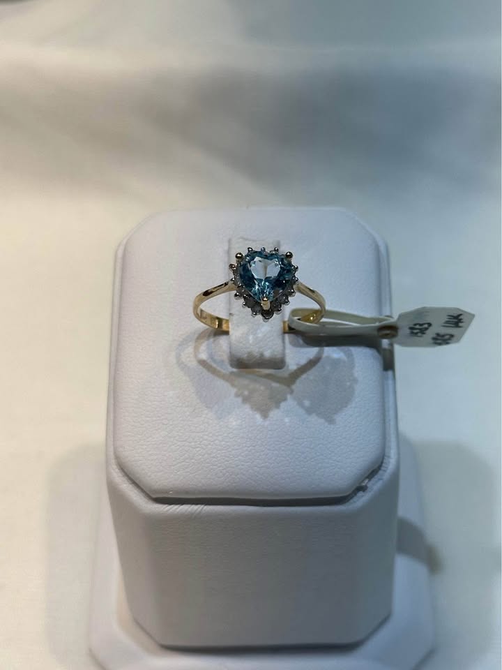 Birthstone 14k gold Heart ring. Blue Topaz and Diamonds - Size 6 - photo 4