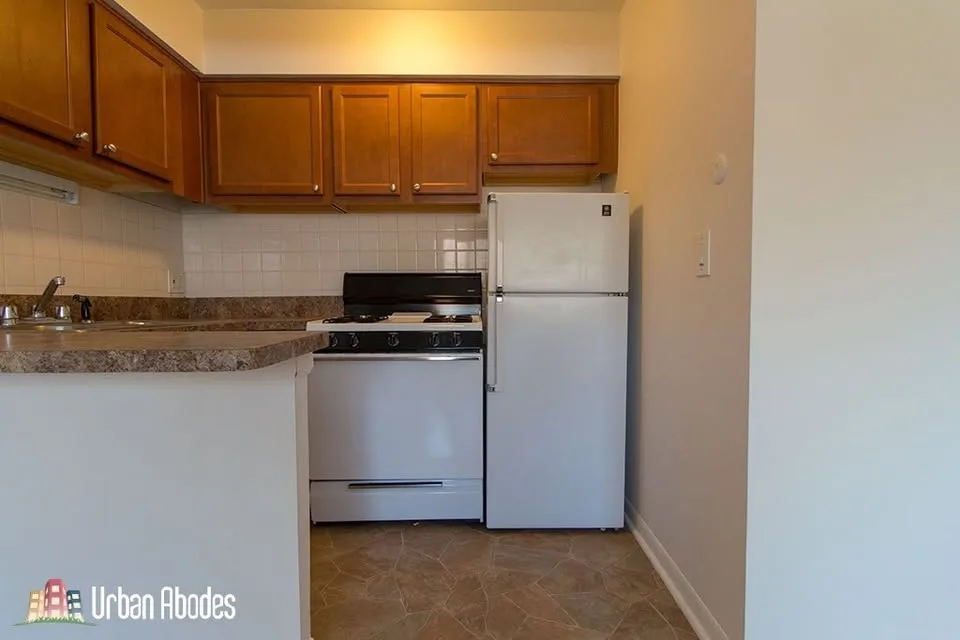 Studio 1 Bath Apartment image indicator(2)