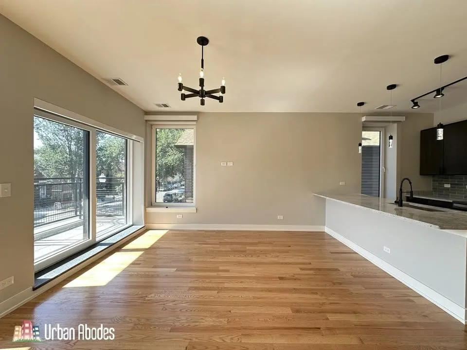 3 Beds 2 Baths Apartment image indicator(10)