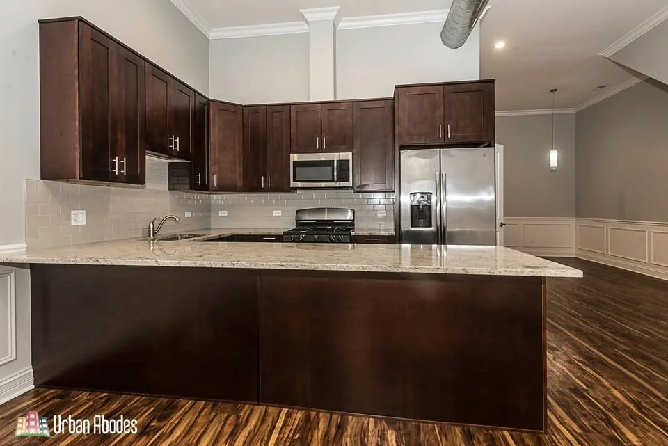 2 Beds 1 Bath Apartment image indicator(3)