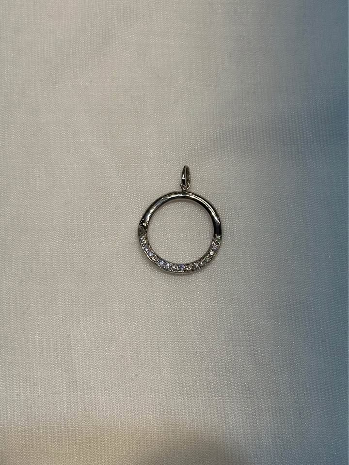 18k Diamond Circle Pendant - photo 2