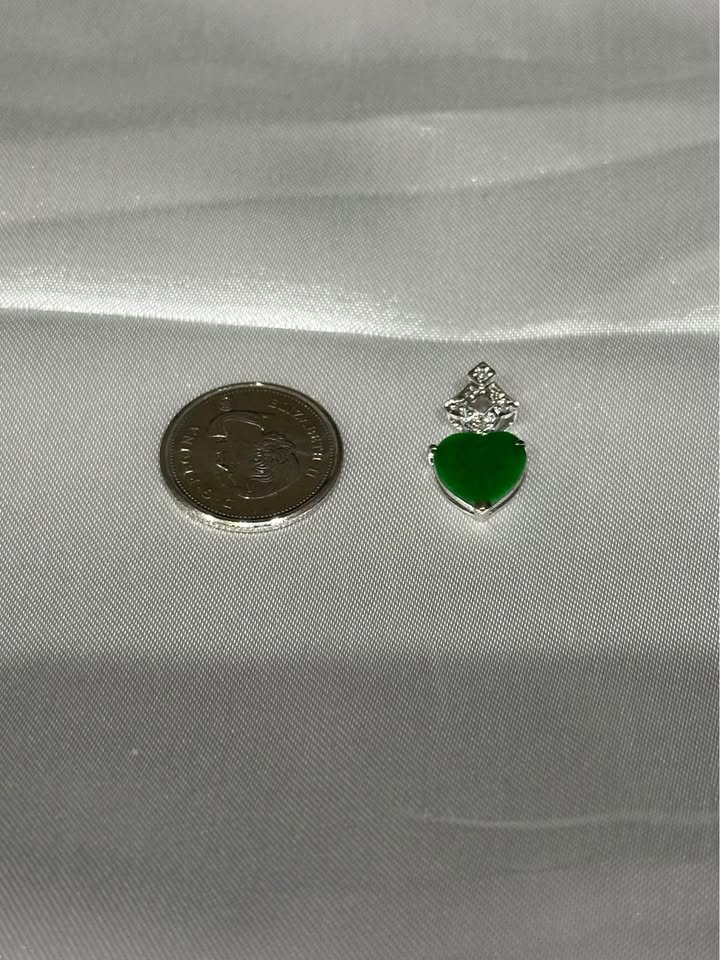 18k white gold Jade Heart Pendant - photo 2