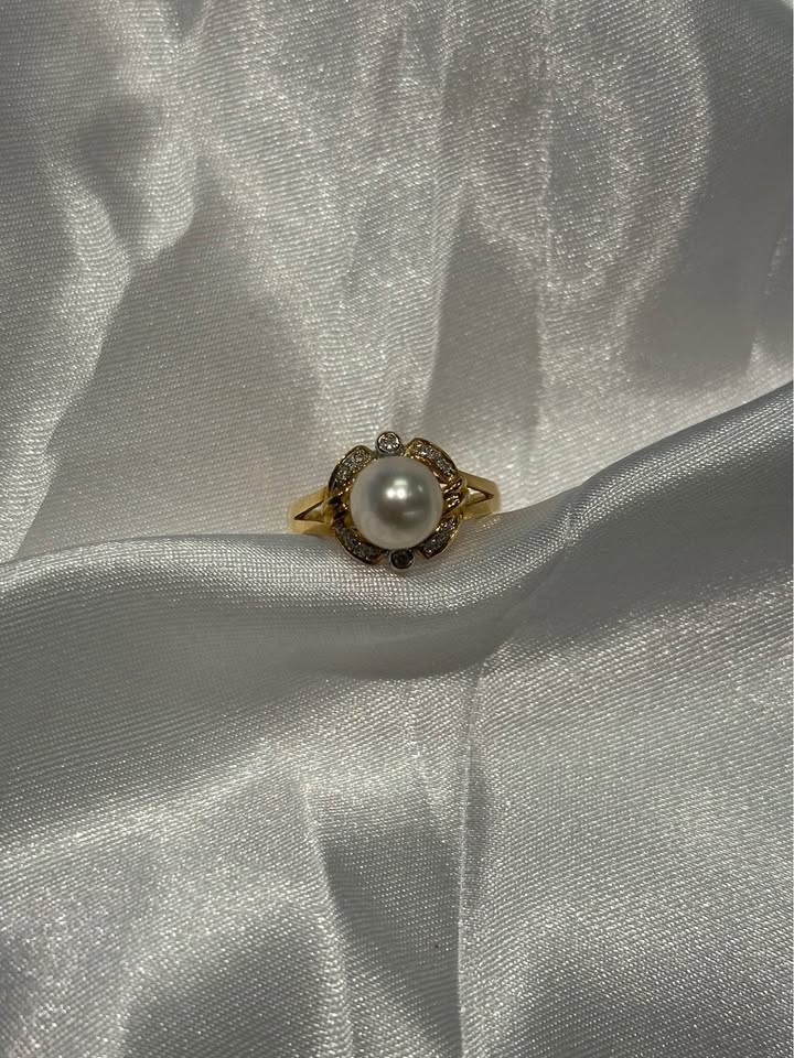 18k Solid Gold Pearl & Diamond Ring - Size 6 1/2 - photo 2