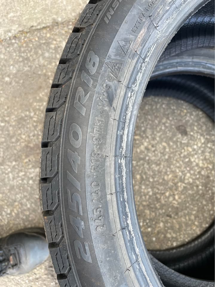 Pireli Asimmetrico Ice zero Studless - photo 3