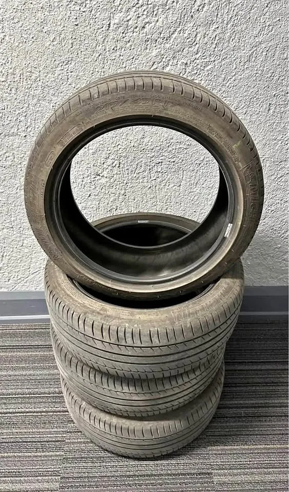 Michelin Primacy Hp 215/45R17