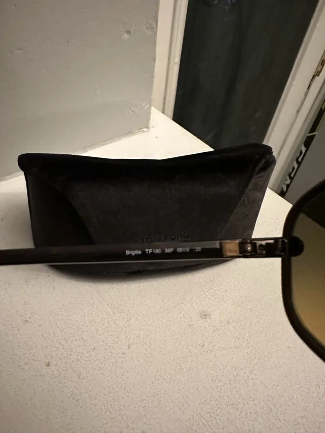 Tom Ford Sunglasses image indicator(4)