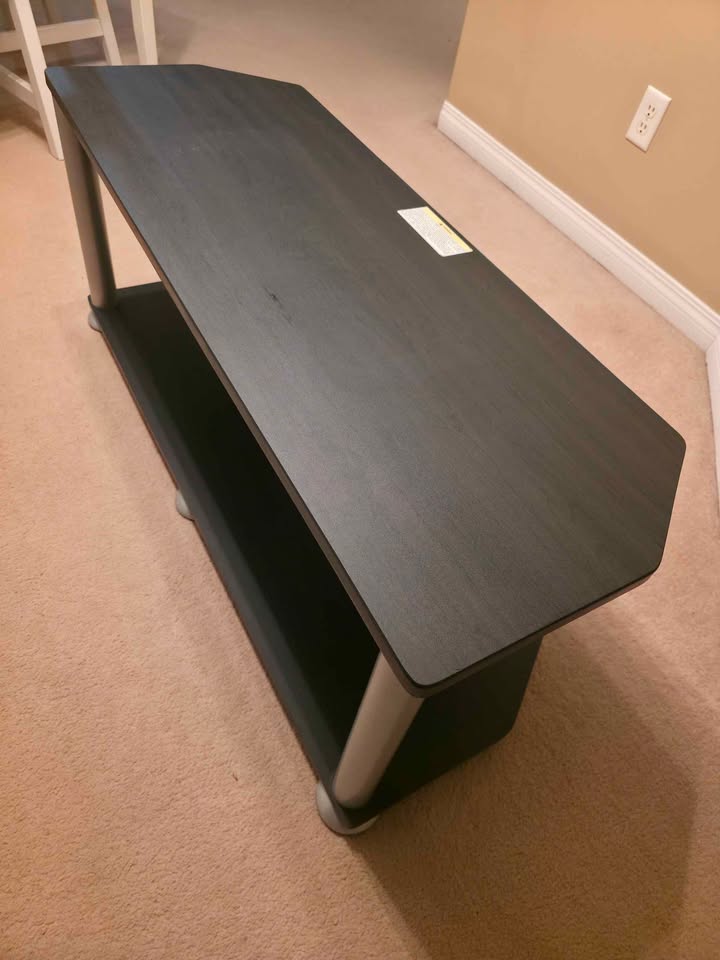 TV stand - photo 2