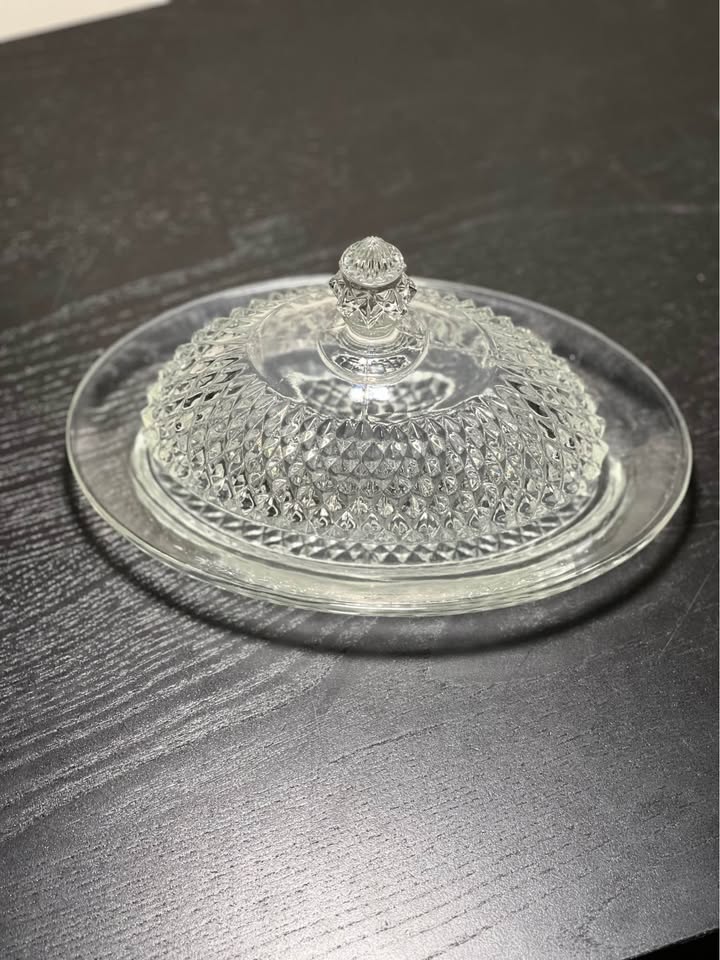 Vintage Indiana Glass Diamond Point Clear Covered Butter Dish - photo 2