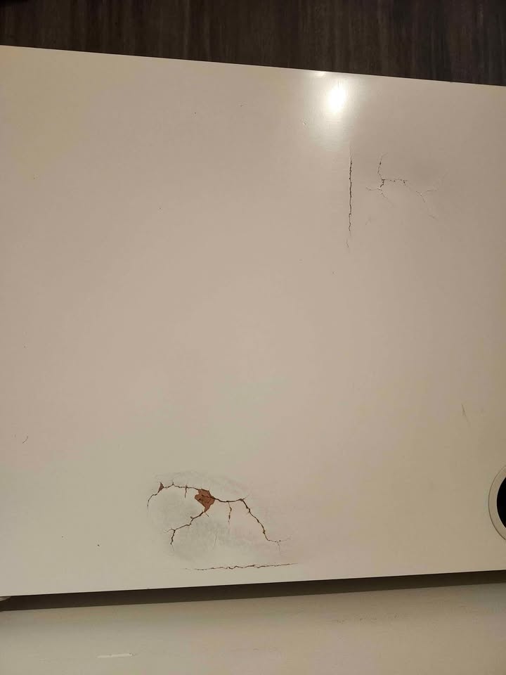 FREE IKEA Desk - photo 4