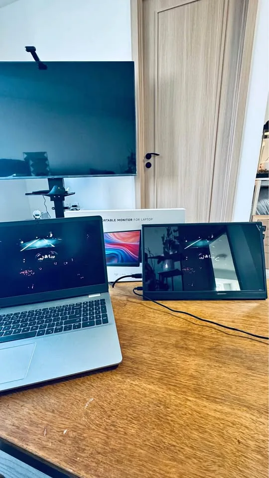 Brand New Dopesplay 15.6” Portable Monitor