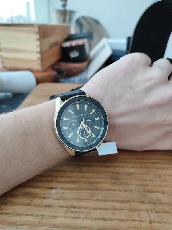 Armani Exchange watch (genuine leather strap,brand new+gift box)