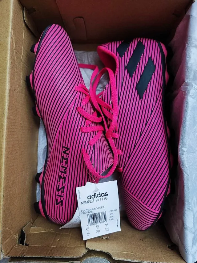 SALE! Football boots adidas Nemeziz 19.4 (Size: US-10)