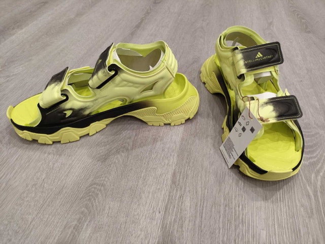OFF SEASON SALE-adidas x Stella McCartney "HIKA SANDAL" - photo 2