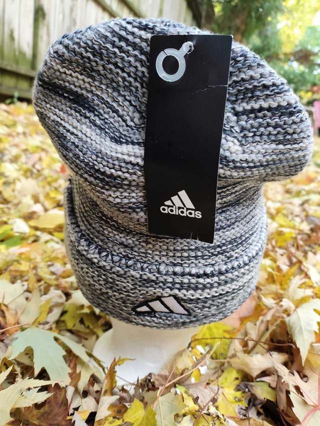 FESTIVE SALE-Winter Hat adidas x Maple Leafs (both side - photo 2