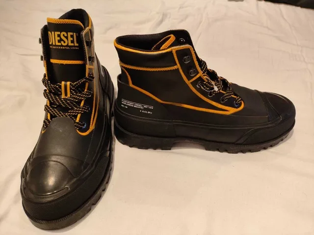 DIESEL leather boots