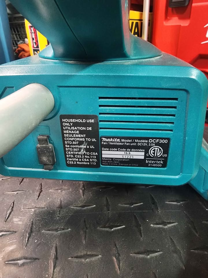 Makita cordless jobsite fan - photo 3