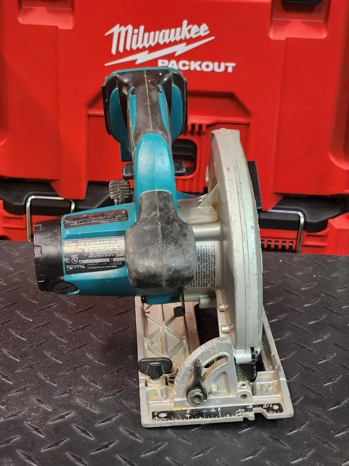 Makita 18v cordless skillsaw image indicator(3)