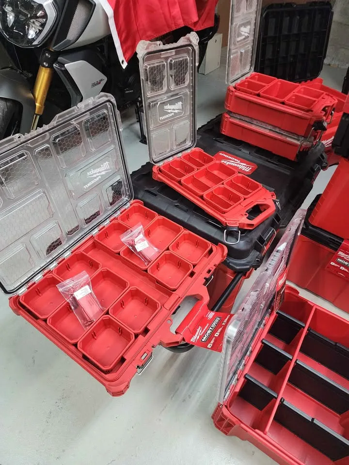 Milwaukee PACKOUT 12-Piece Storage System – Brand New image indicator(9)