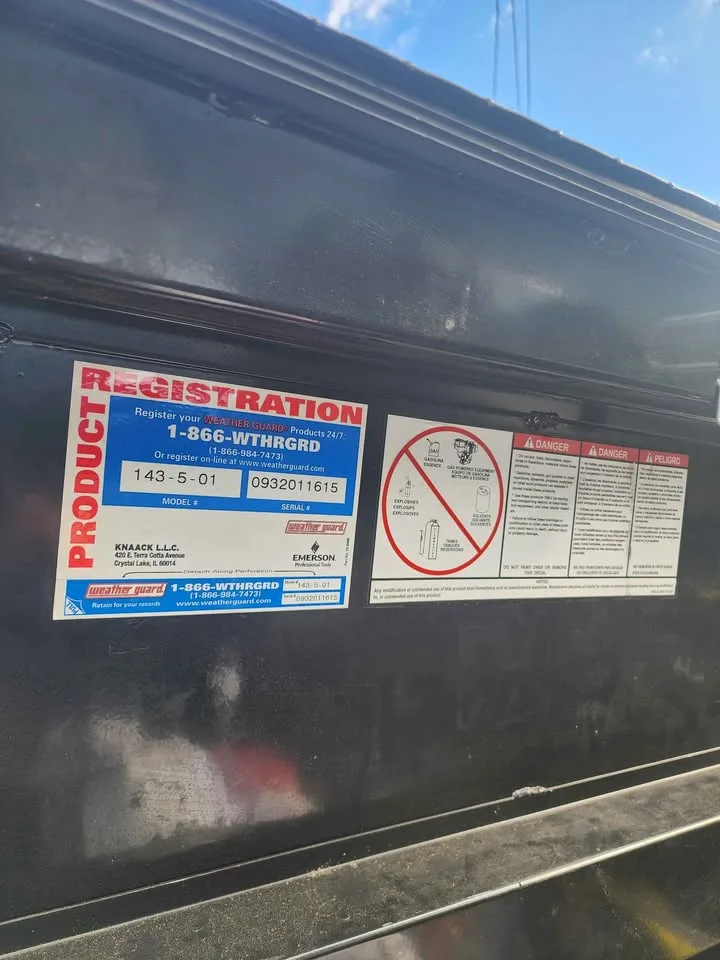 Weather Guard Truck Tool Box – Excellent Condition image indicator(5)