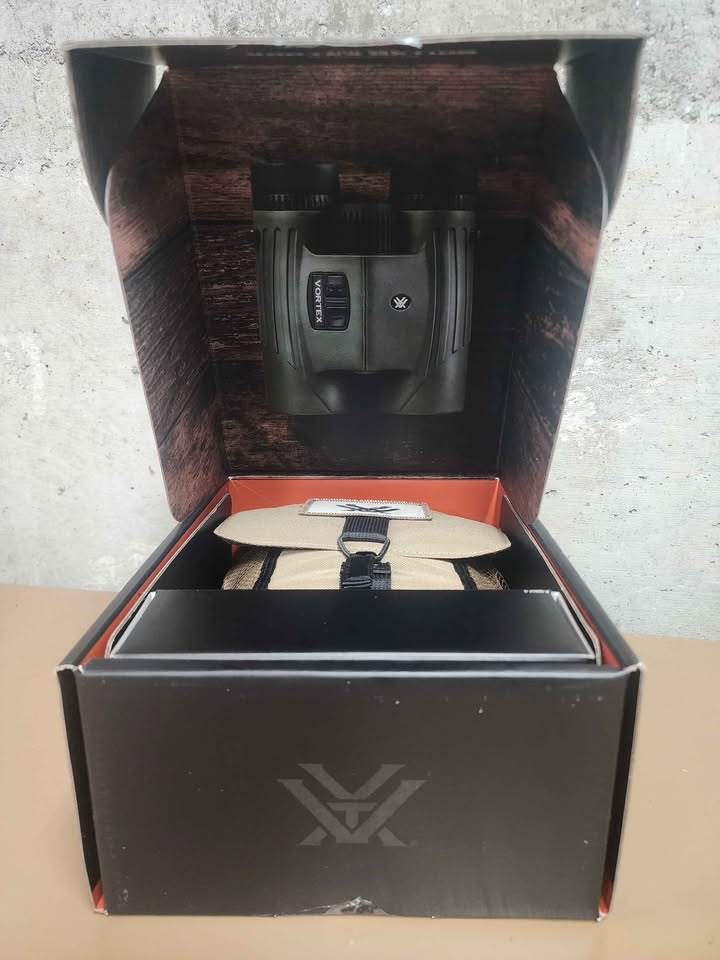 Vortex Fury HD 5000 10x42 Rangefinding Binoculars - photo 3