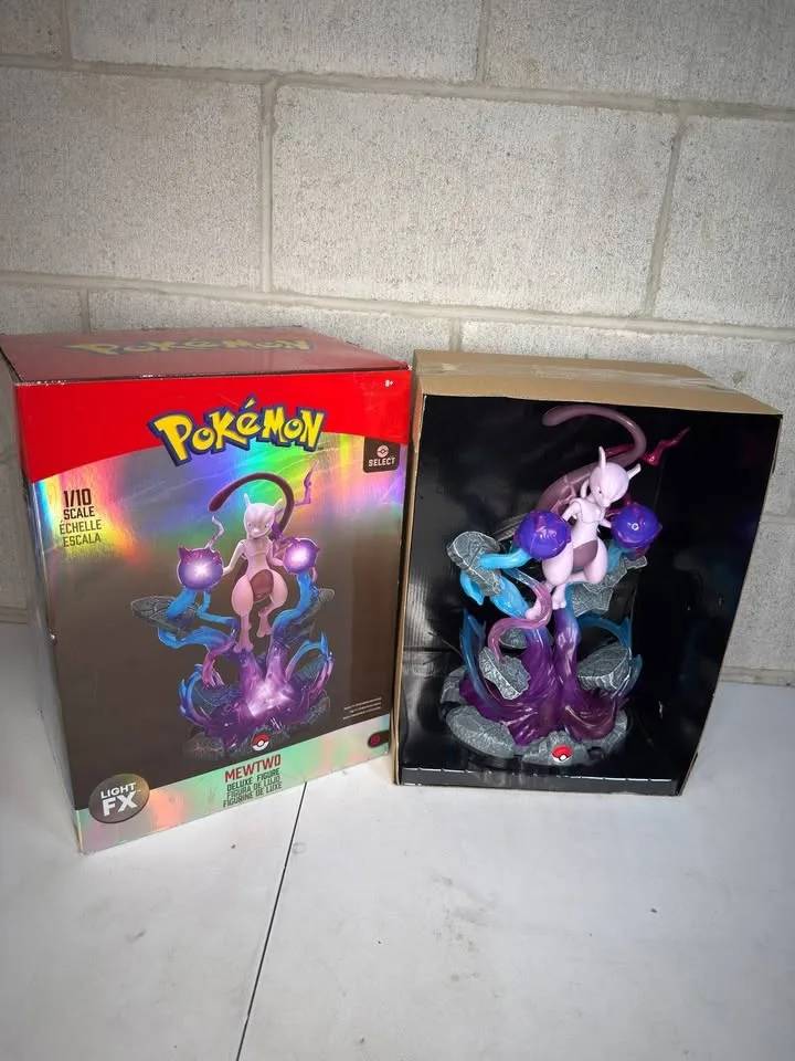 Jazwares Mewtwo Deluxe Collector Statue Figure image indicator(2)