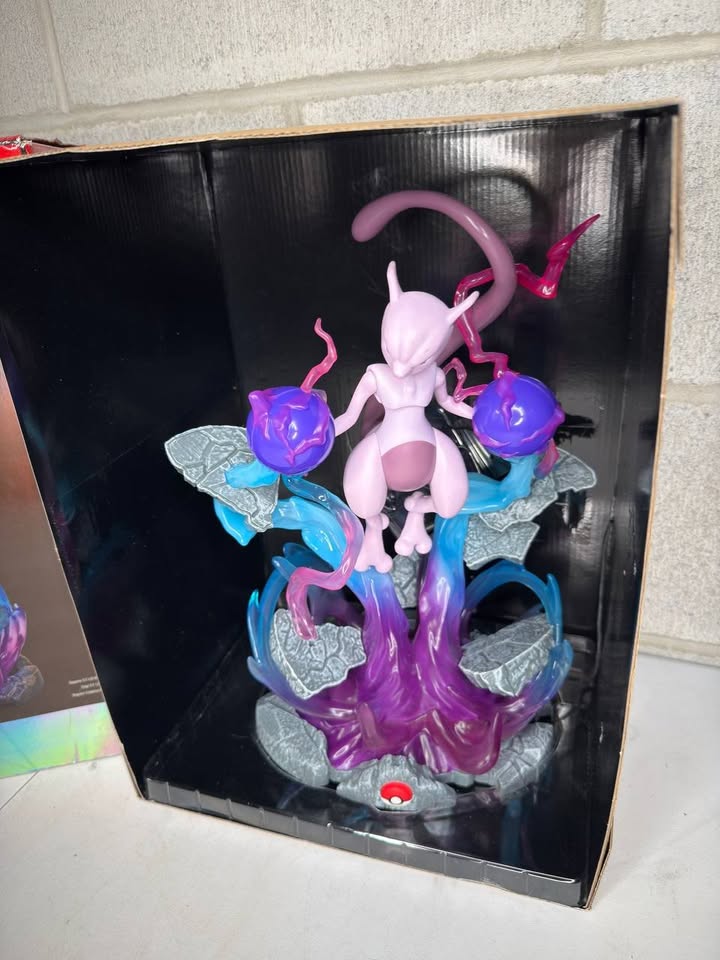 Jazwares Mewtwo Deluxe Collector Statue Figure - photo 3
