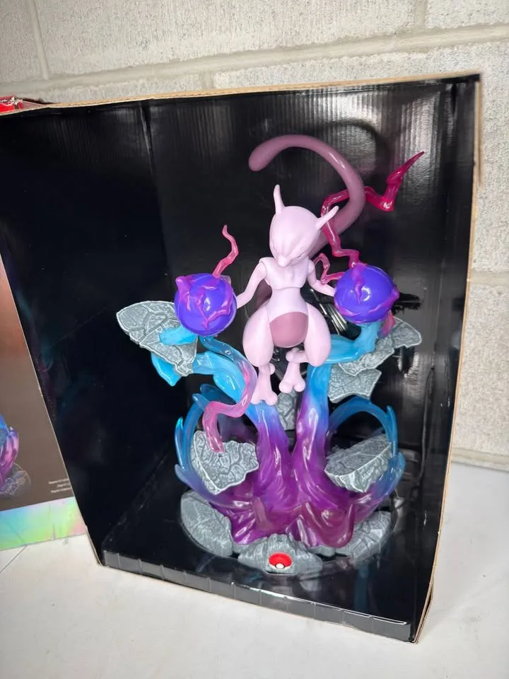 Jazwares Mewtwo Deluxe Collector Statue Figure image indicator(3)