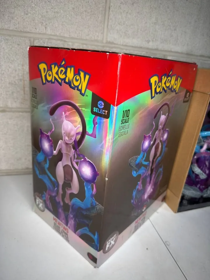 Jazwares Mewtwo Deluxe Collector Statue Figure image indicator(5)