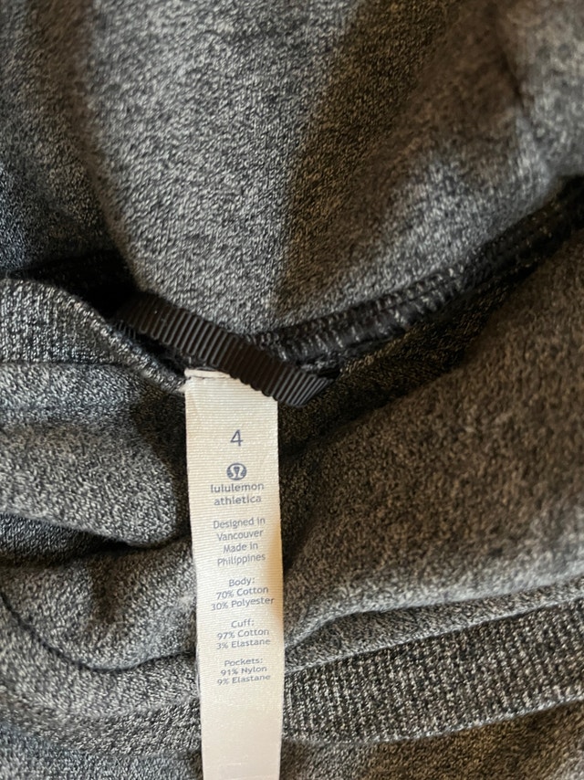 Lululemon Hoodie Size 4 - photo 3