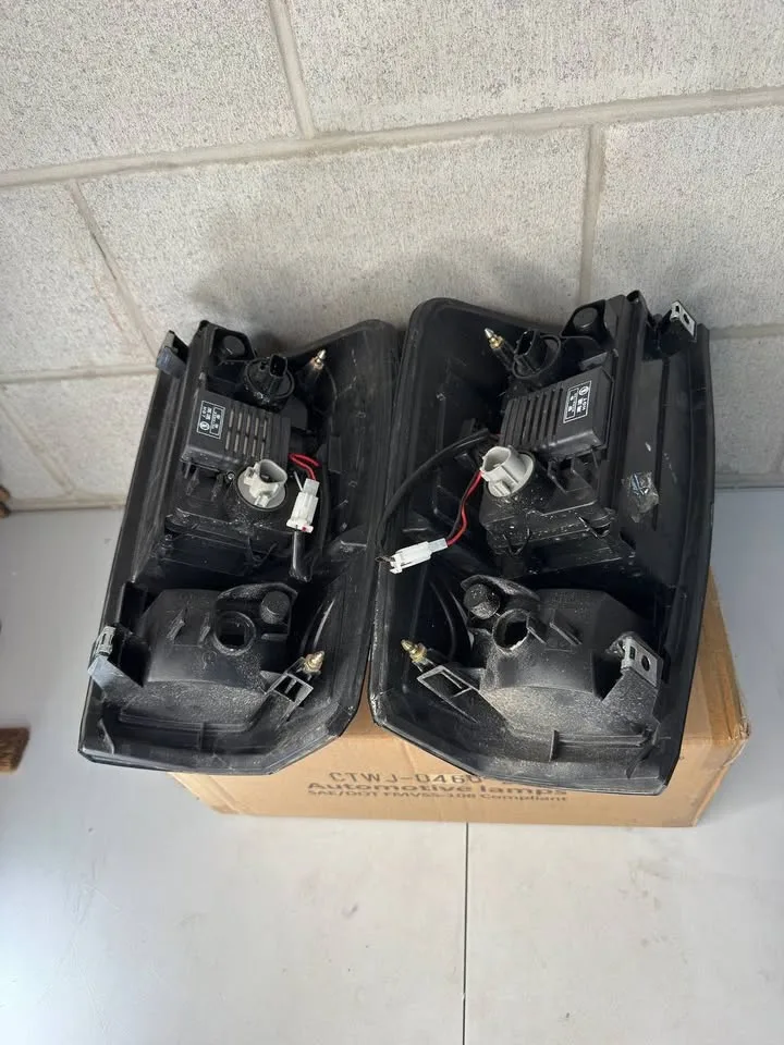 WOLFSTORM LED Tail Light Assembly for 2016-2022 Toyota Tacoma image indicator(5)